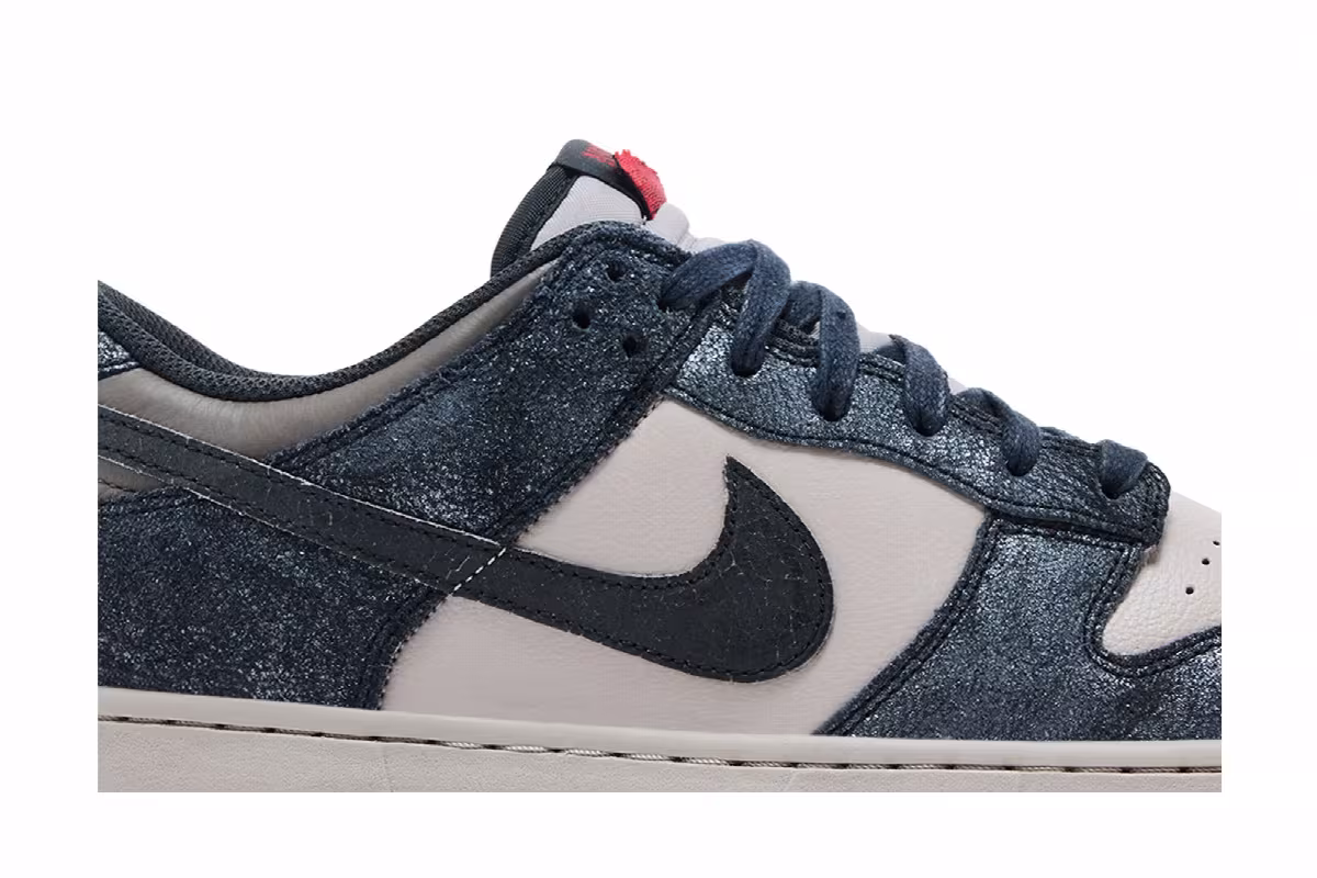 Nike Dunk Low NYC CBGB, view 3