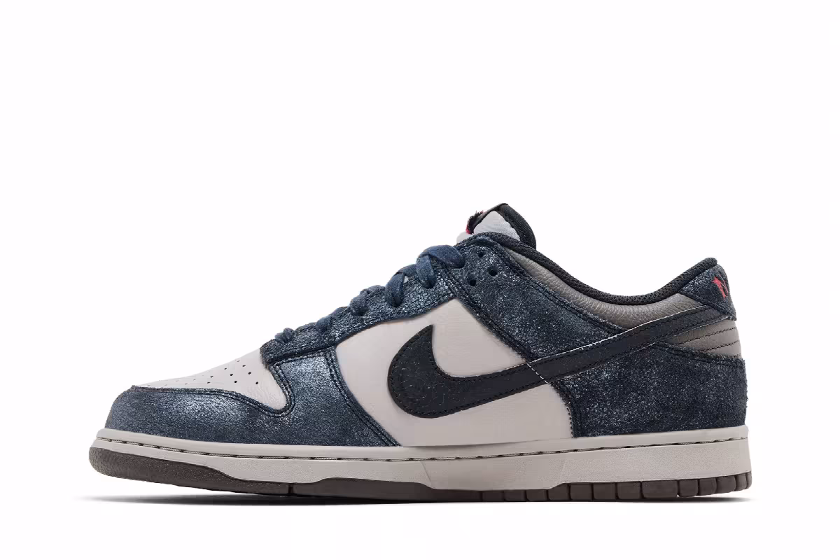 Nike Dunk Low NYC CBGB, view 4