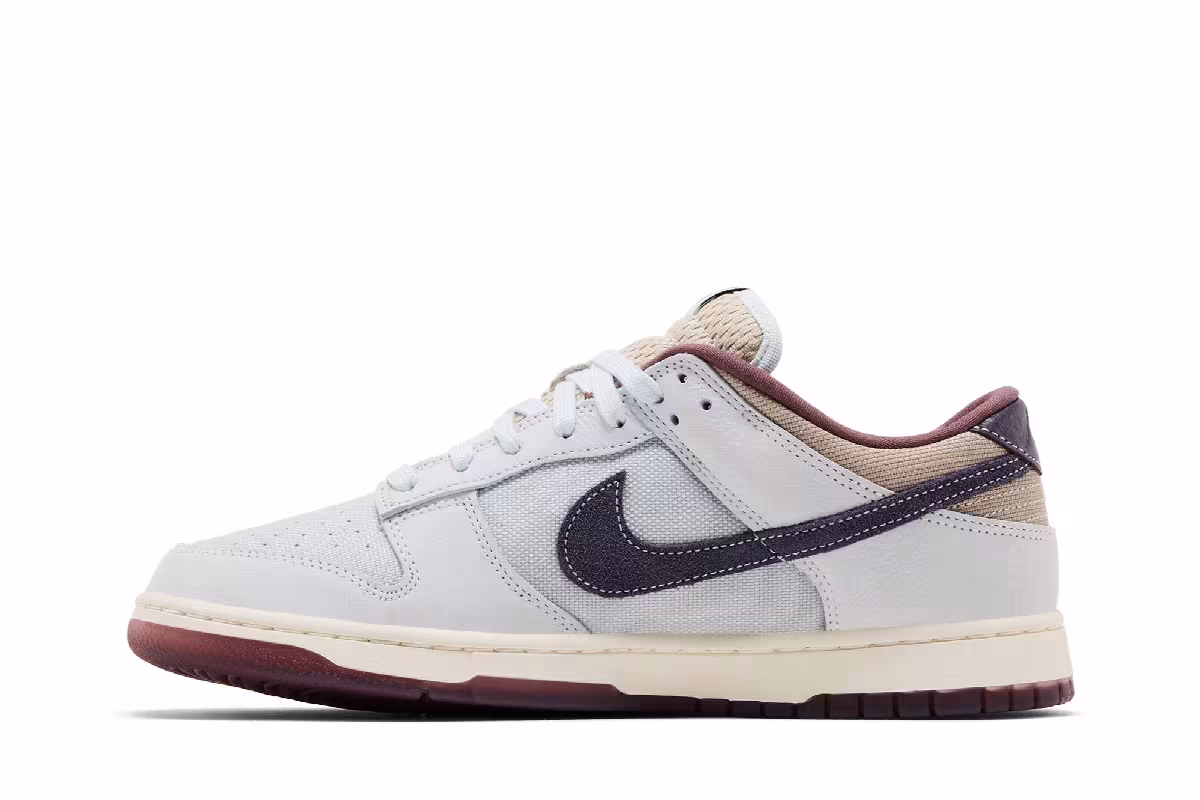 Nike Dunk Low SE Off White Spruce, view 4