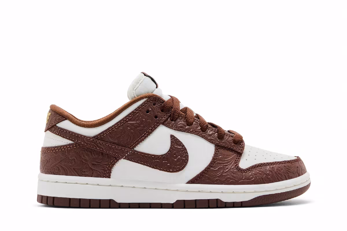 Nike Women's Dunk Low Sail Metallic Gold, view 2
