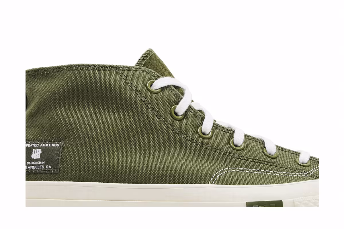Undefeated x Converse Chuck 70 Mid Chive Parchment, view 3