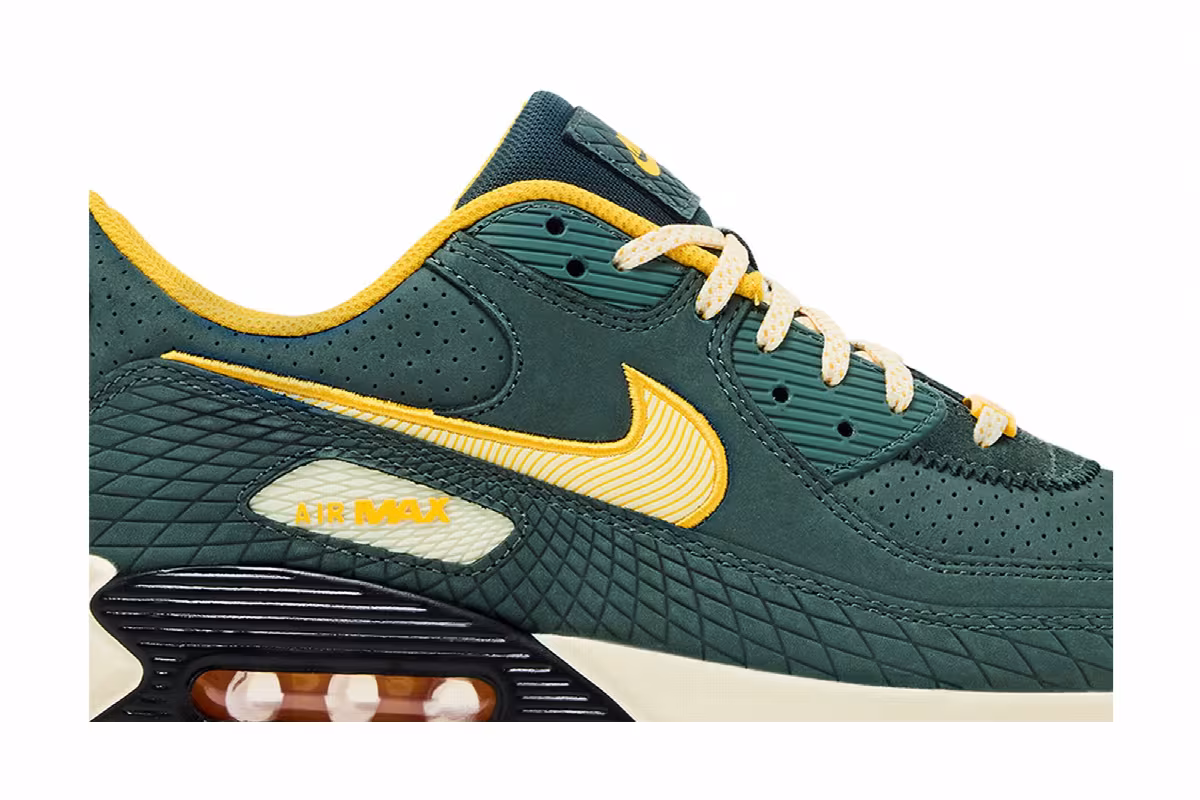 NFL x Nike Air Max 90 Green Bay Packers, view 3