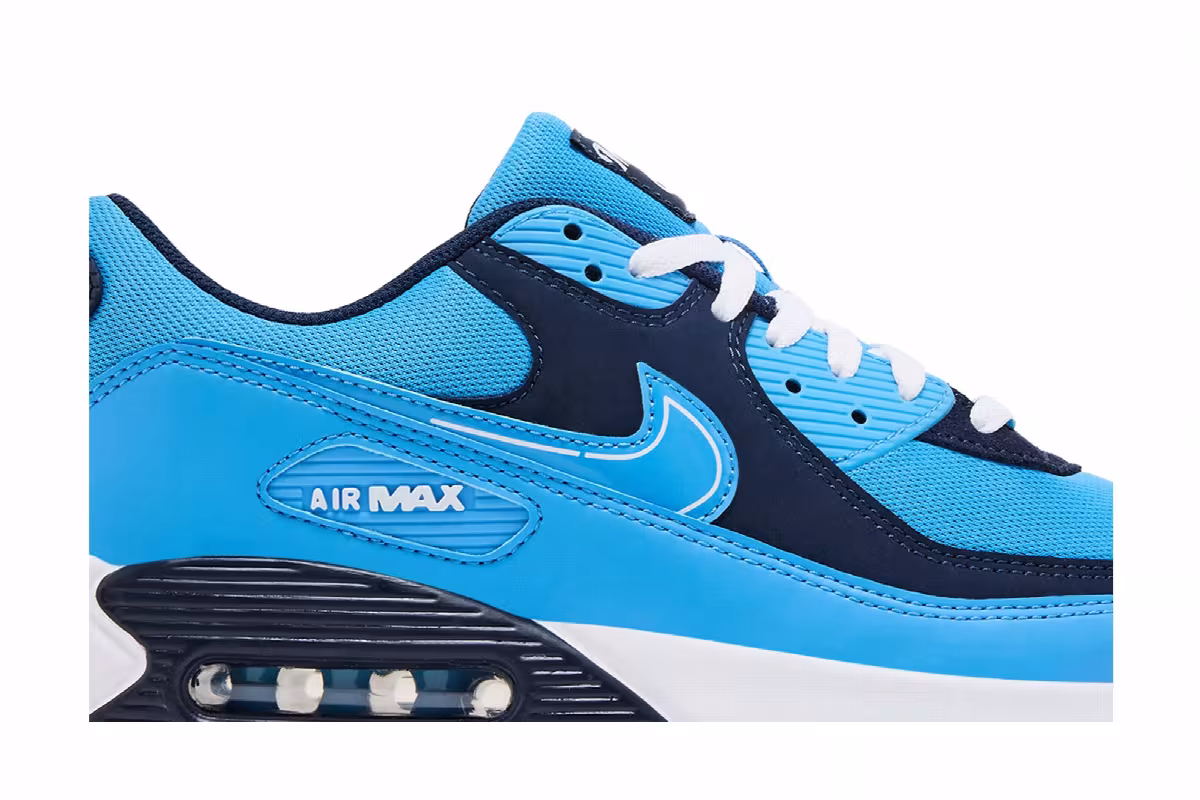 NFL x Nike Air Max 90 Rivalries, view 3