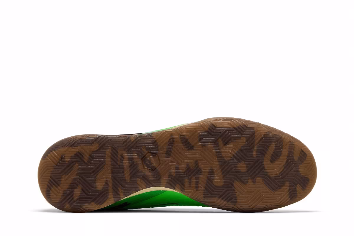 Travis Scott x Nike Phantom 6 Low Elite IC SE Multi Color Metallic Gold, view 5