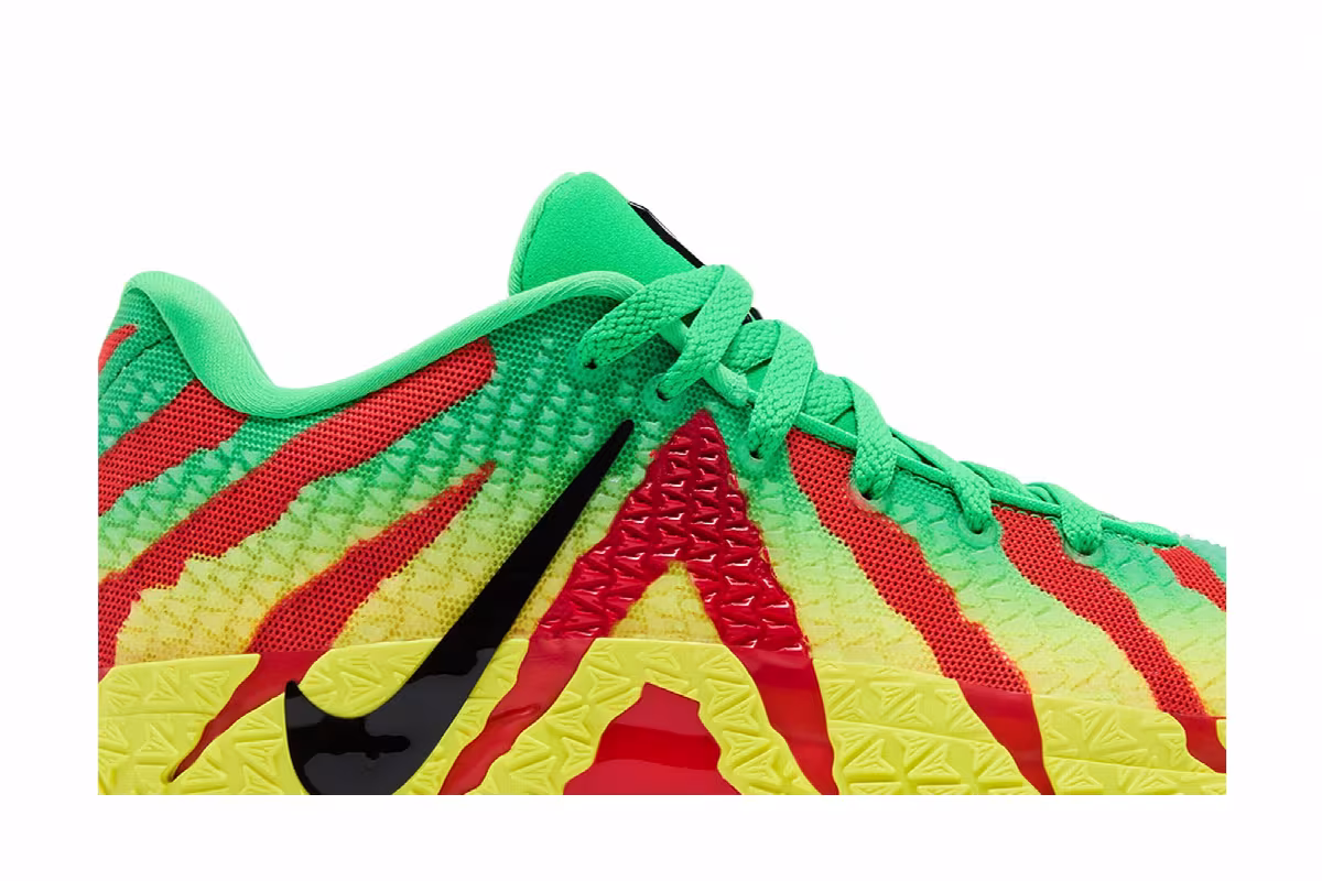 Jurassic Park x Nike Ja 3 Green Spark, view 3