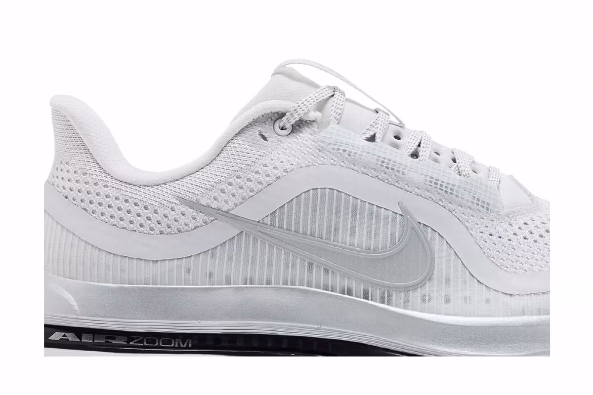Nike Pegasus Premium Photon Dust, view 3
