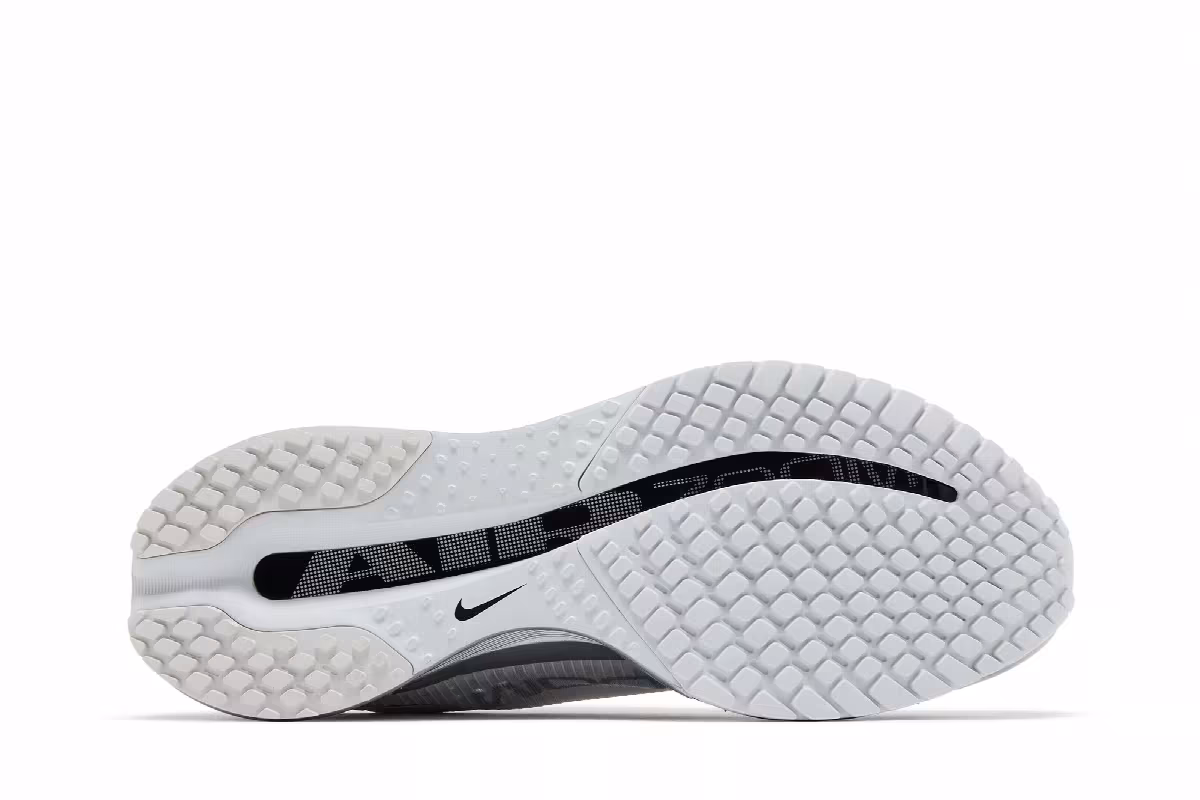 Nike Pegasus Premium Photon Dust, view 5
