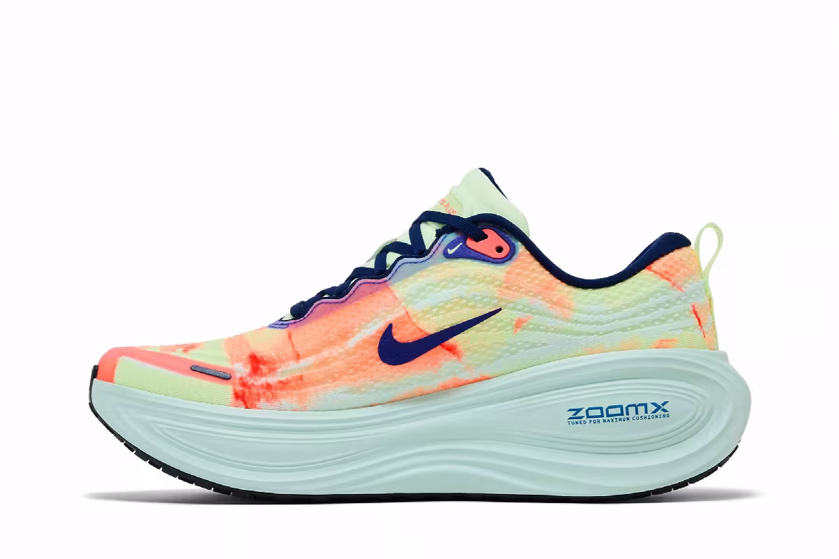Nike Vomero Plus Barely Volt, view 4