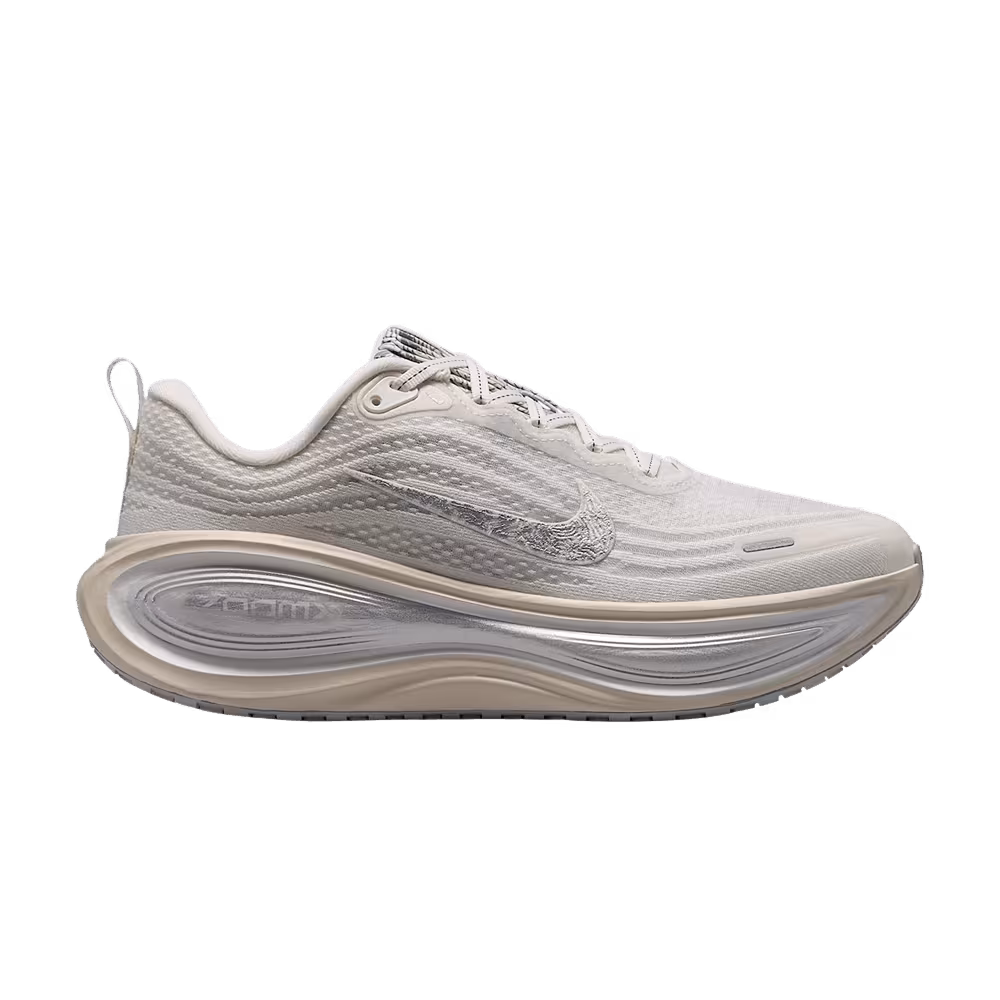 Nike Women's Vomero Plus SE Phantom Grey Fog