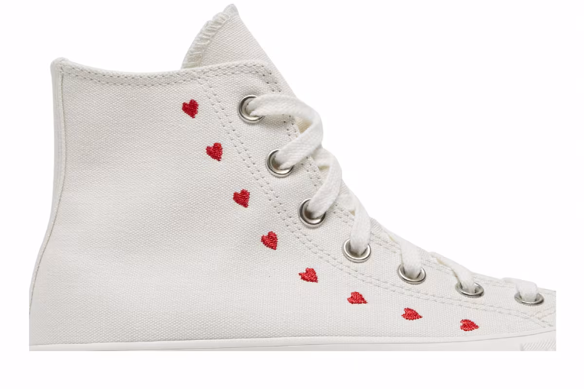 Converse Women's Chuck Taylor All Star Lift Platform High Embroidered Hearts - White, view 3