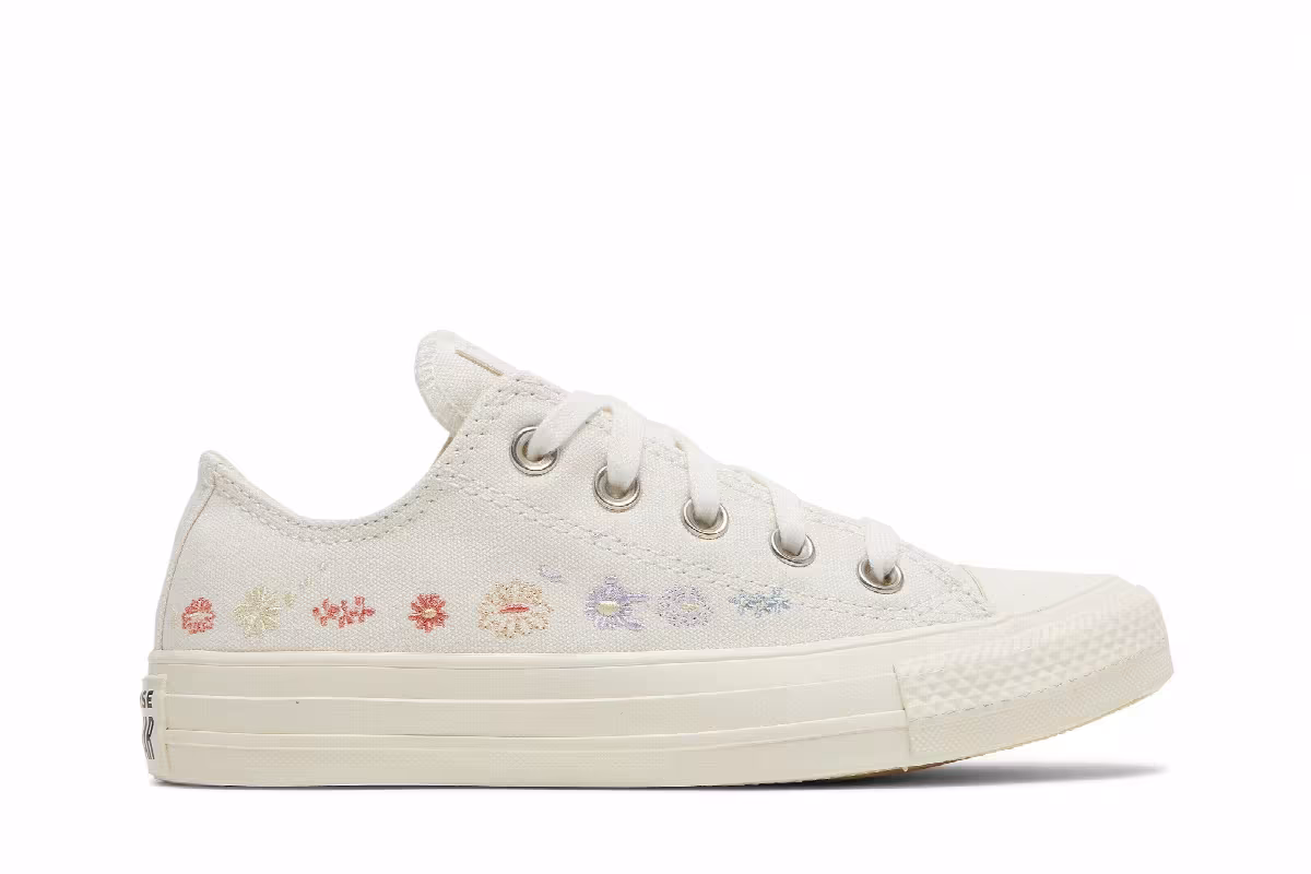 Converse Women's Chuck Taylor All Star Low Embroidered Floral - Egret, view 2