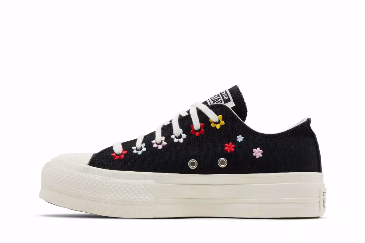 Converse Women's Chuck Taylor All Star Lift Platform Low Floral Embroidery, view 4