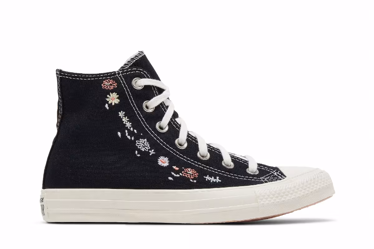 Converse Women's Chuck Taylor All Star High Embroidered Floral - Black, view 2