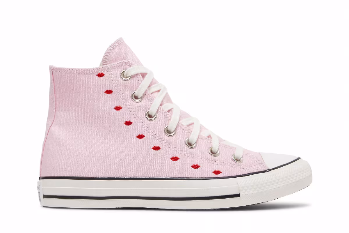 Converse Women's Chuck Taylor All Star High Embroidered Hearts - Cherry Blossom, view 2