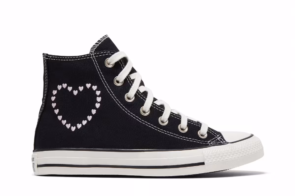 Converse Women's Chuck Taylor All Star High Embroidered Hearts - Black, view 2