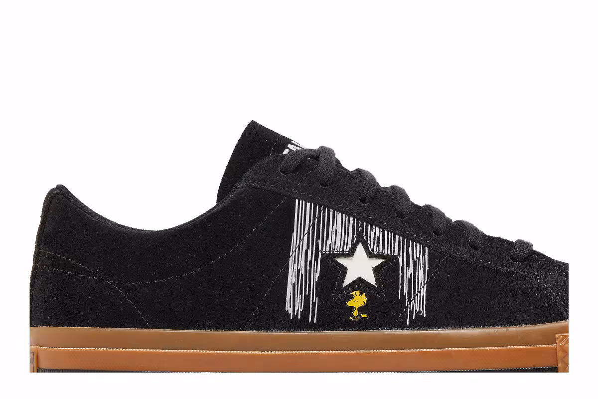 Peanuts x Converse One Star Low Snoopy and Woodstock, view 3