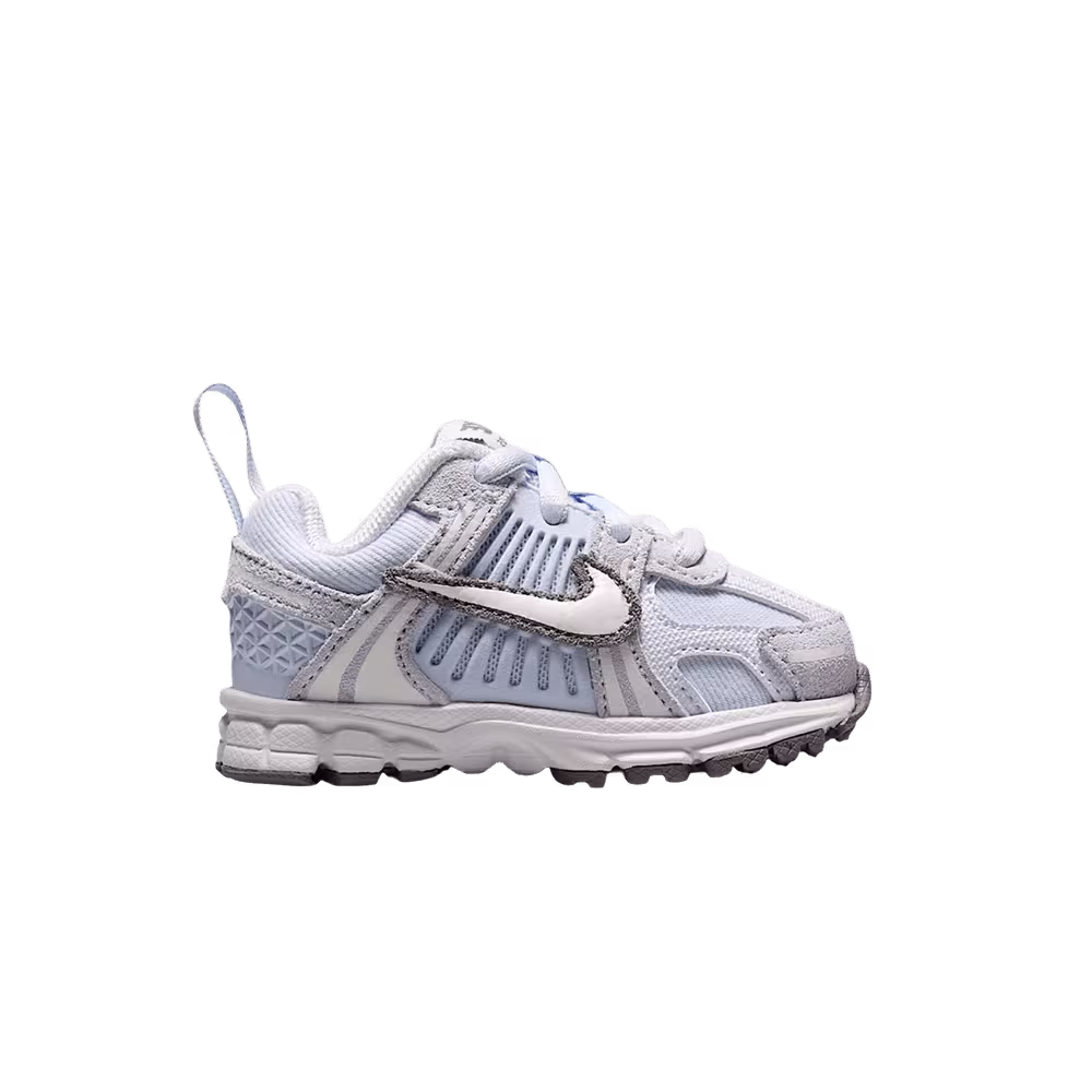 Nike Vomero 5 TD Football Grey