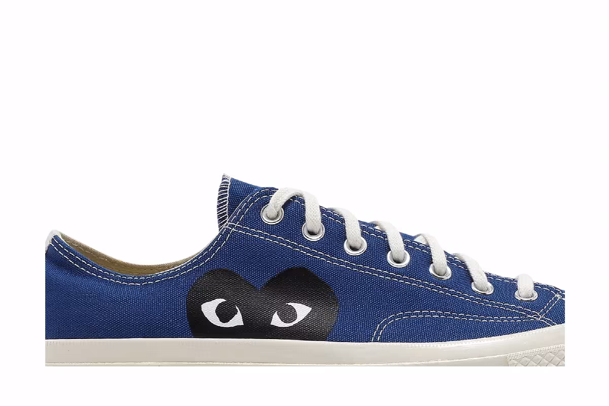 Comme des Garçons PLAY x Converse Chuck 70 Low Blue Quartz, view 3