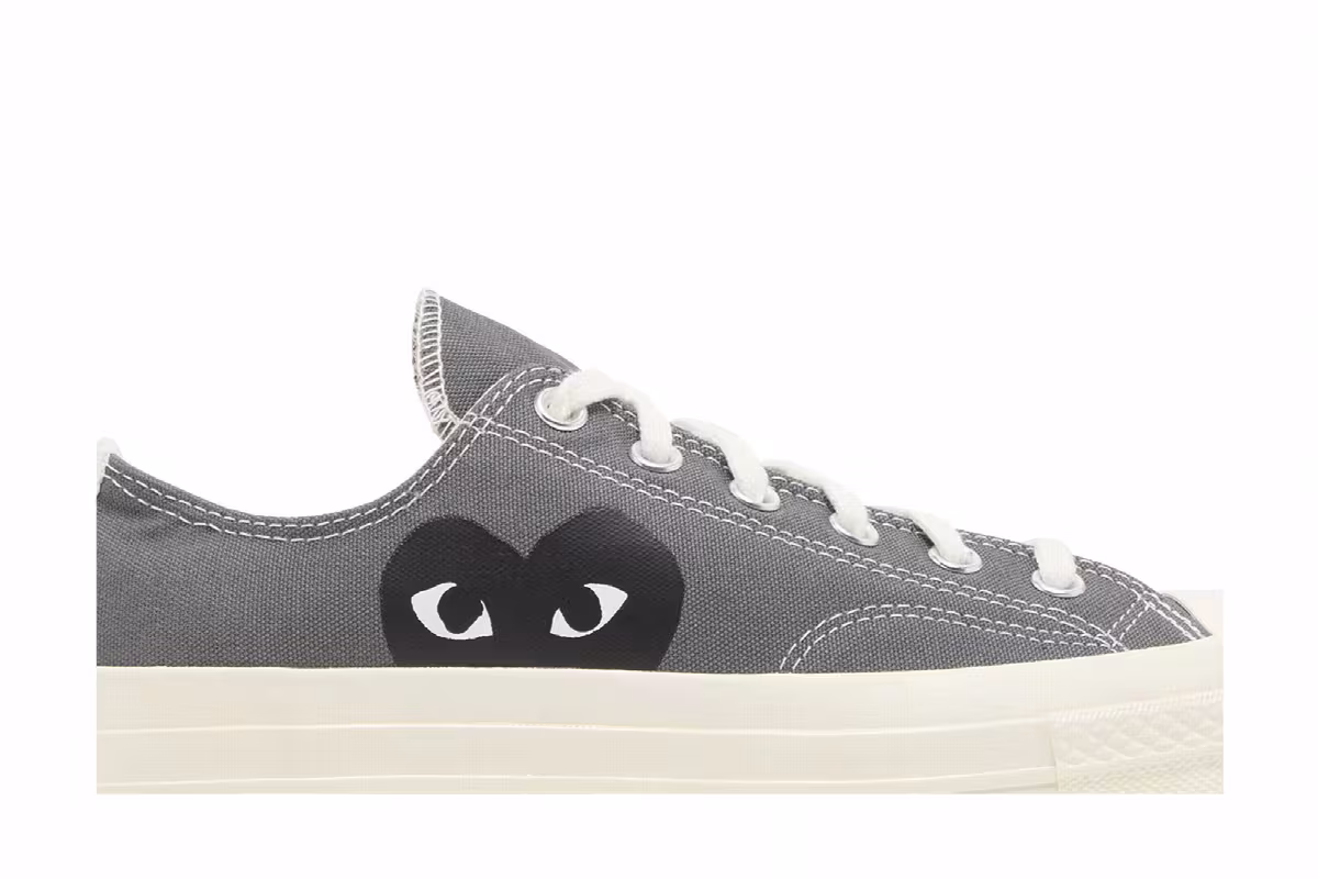 Comme des Garçons PLAY x Converse Chuck 70 Low Steel Gray, view 3