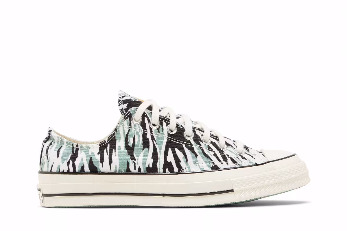 Carhartt WIP x Converse Chuck 70 Low Hinterland, view 2