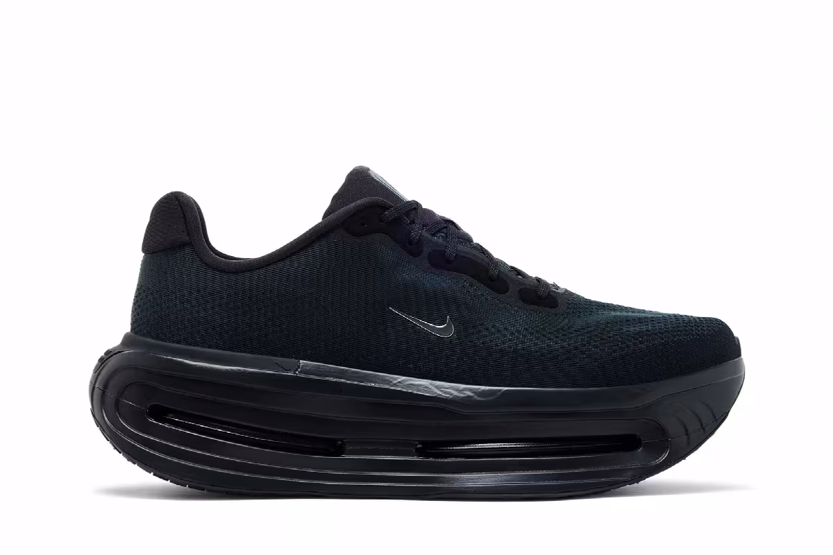 Nike Vomero Premium Black White, view 2