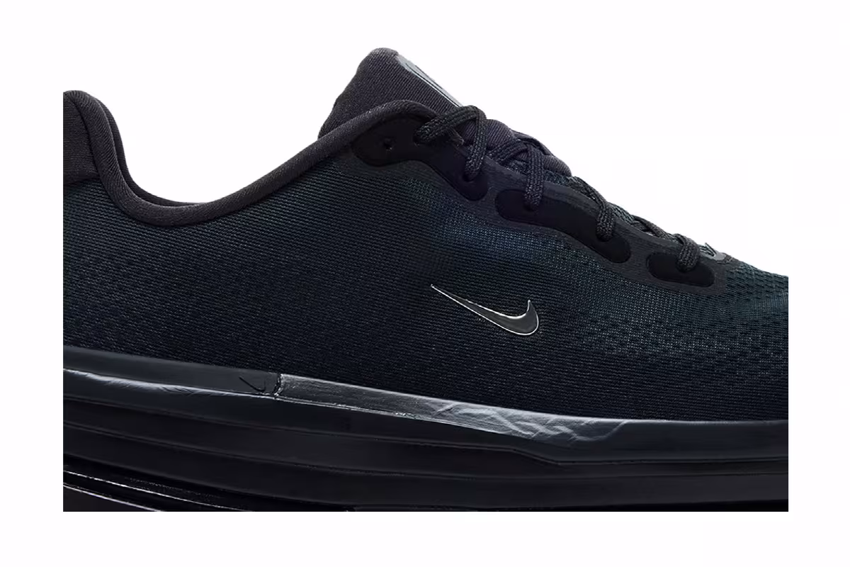 Nike Vomero Premium Black White, view 3
