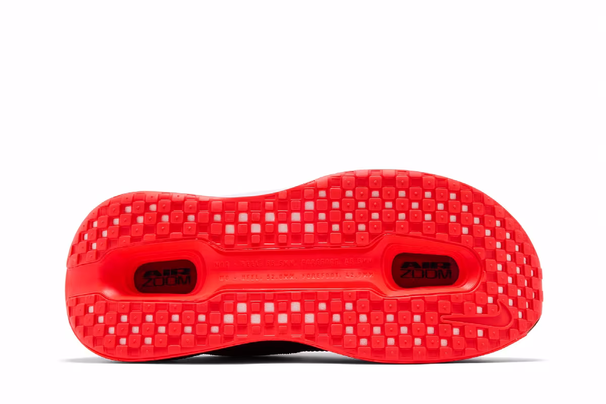 Nike Vomero Premium Black Bright Crimson, view 5