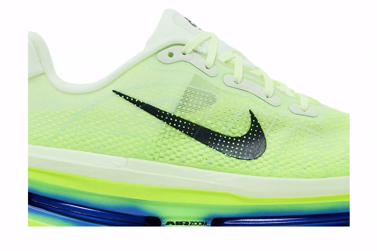 Nike Vomero Premium Volt Tint, view 3