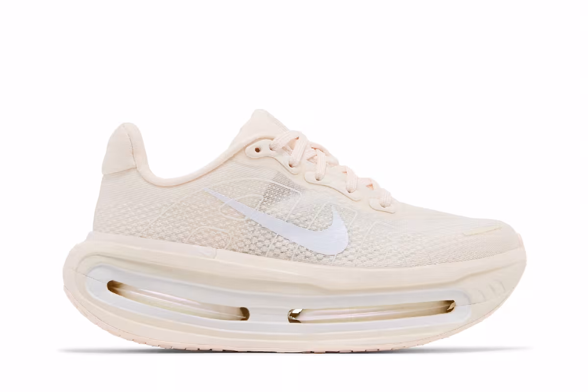 Nike Women's Vomero Premium Chalk, view 2