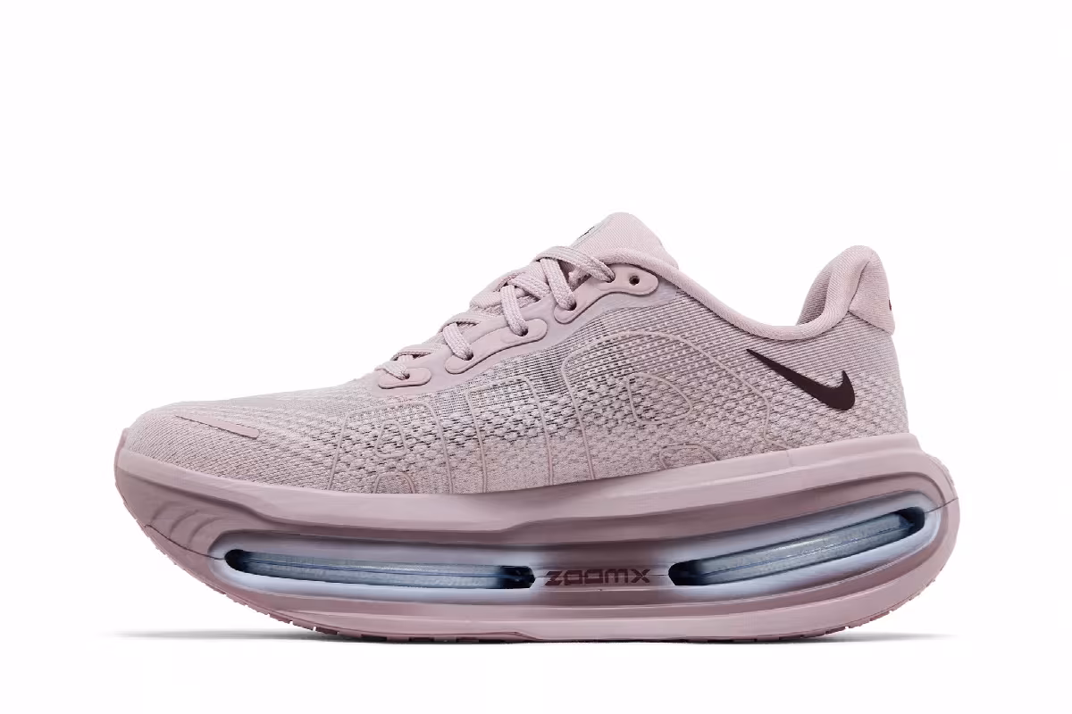 Nike Women's Vomero Premium Particle Rose Burgundy, view 4