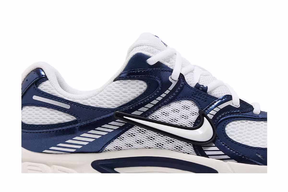 Nike V5 RNR White Midnight Navy, view 3
