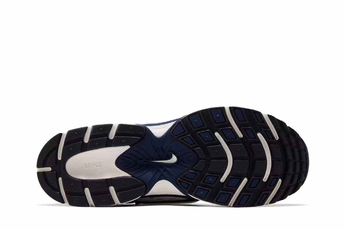 Nike V5 RNR White Midnight Navy, view 5