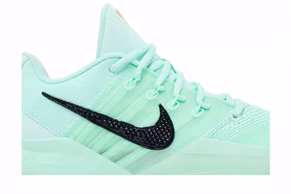 Nike Women's Sabrina 3 Statue of Liberty, view 3