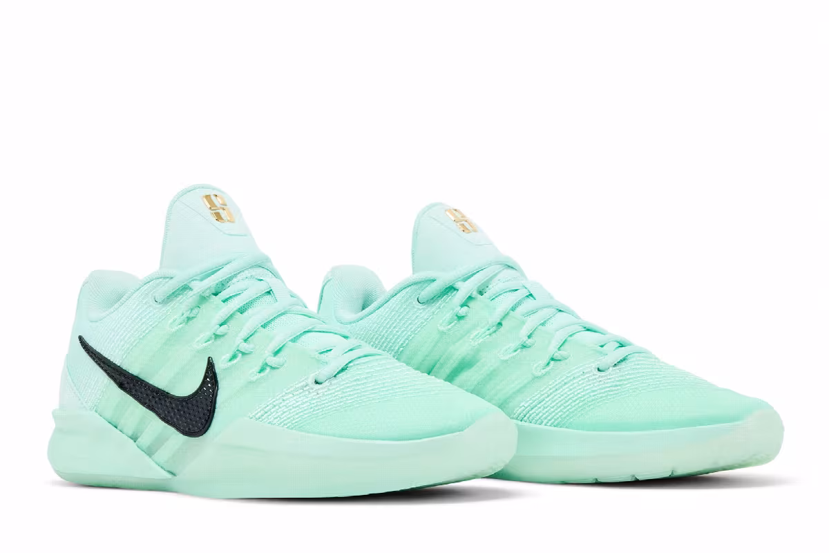 Nike Women's Sabrina 3 Statue of Liberty, view 9