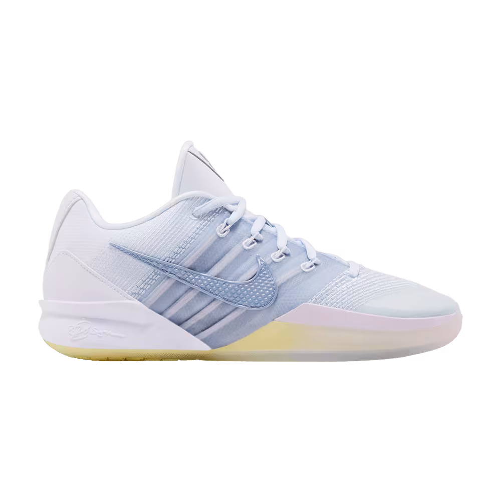 Nike Women's Sabrina 3 Infinite