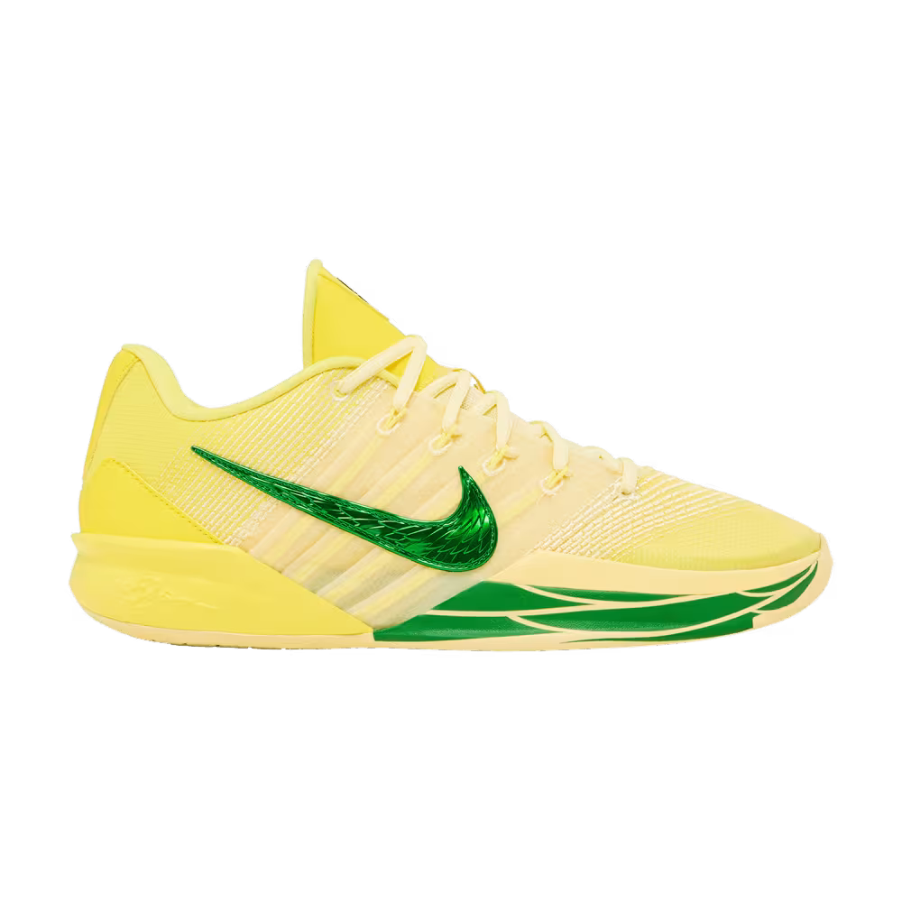 Nike Women's Sabrina 3 Oregon Ducks
