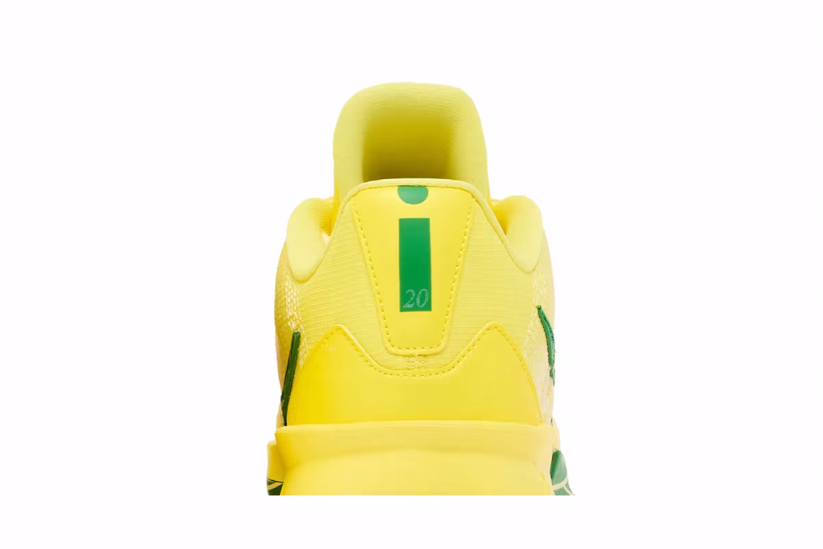 Nike Women's Sabrina 3 Oregon Ducks, view 8
