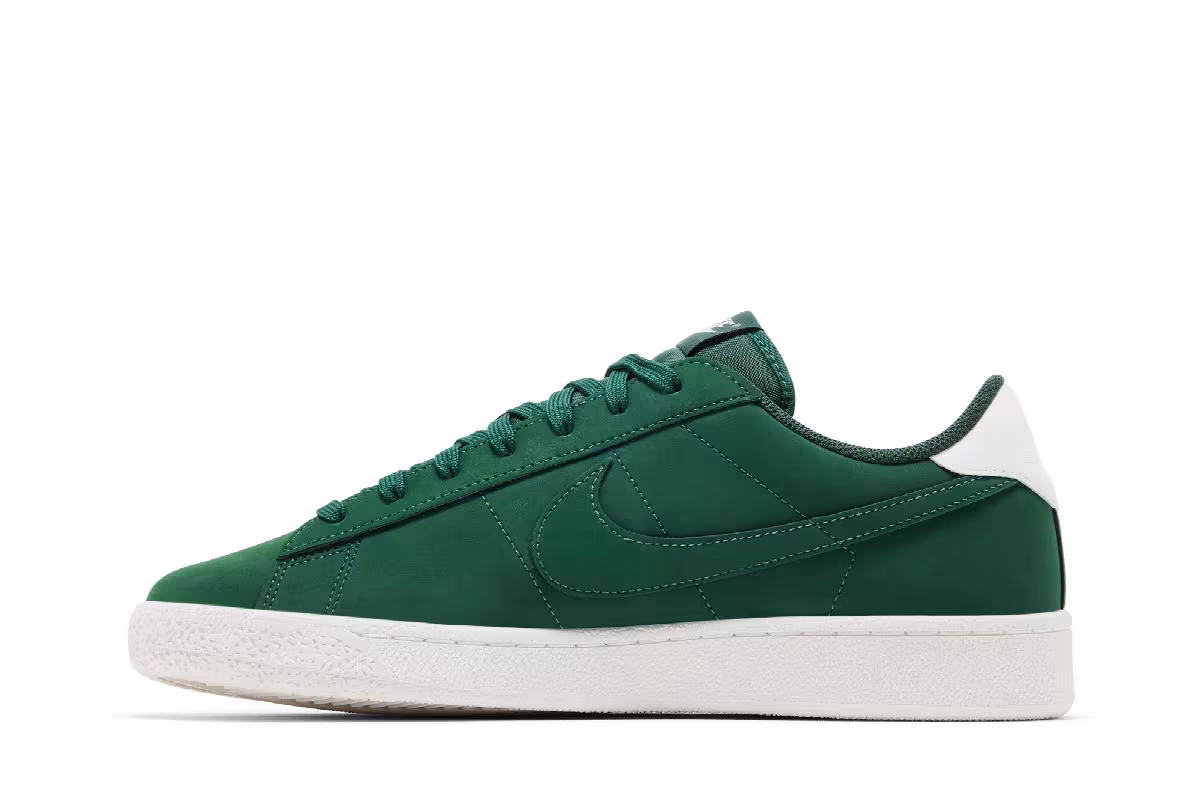 Nike Tennis Classic Fir Sail, view 4