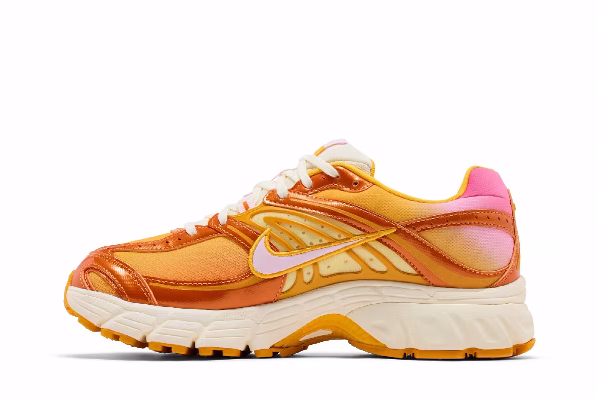 Nike Women's Air Max Moto 2K Orange Horizon, view 4