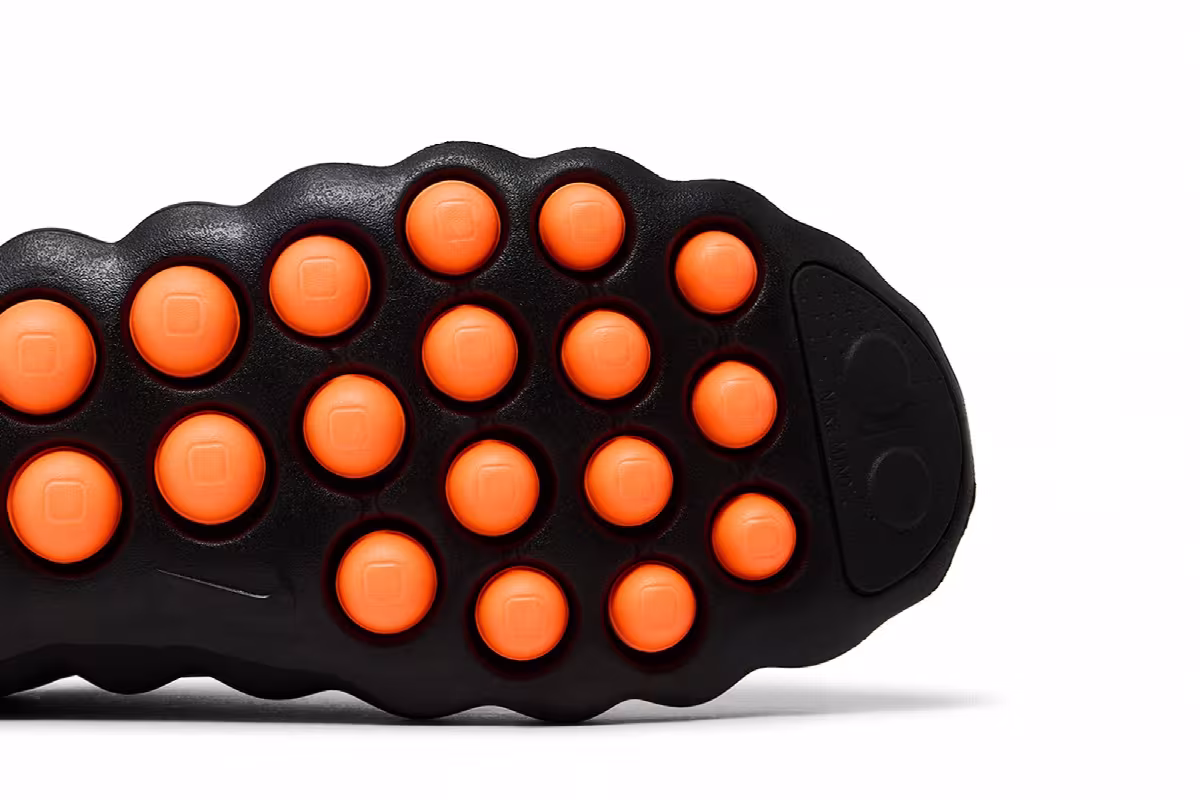 Nike Women's Mind 002 Black Hyper Crimson, view 6