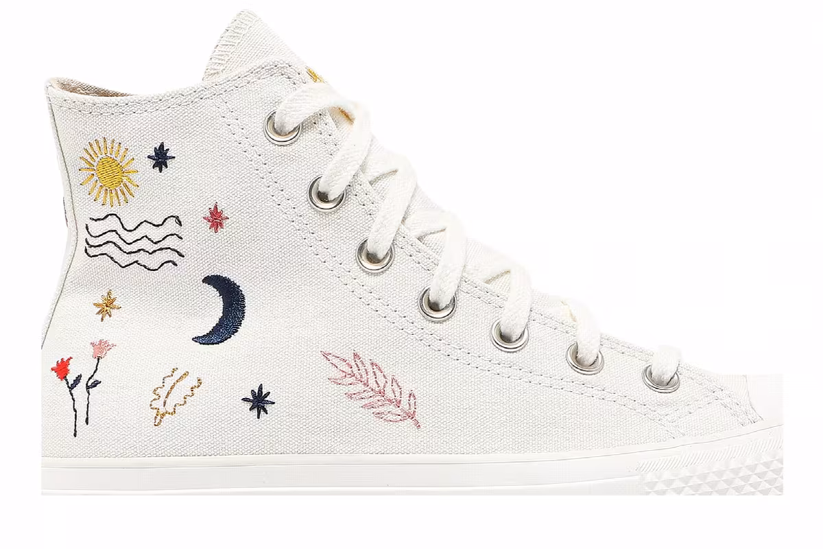 Converse Women's Chuck Taylor All Star Platform High It's Okay To Wander - Egret, view 3