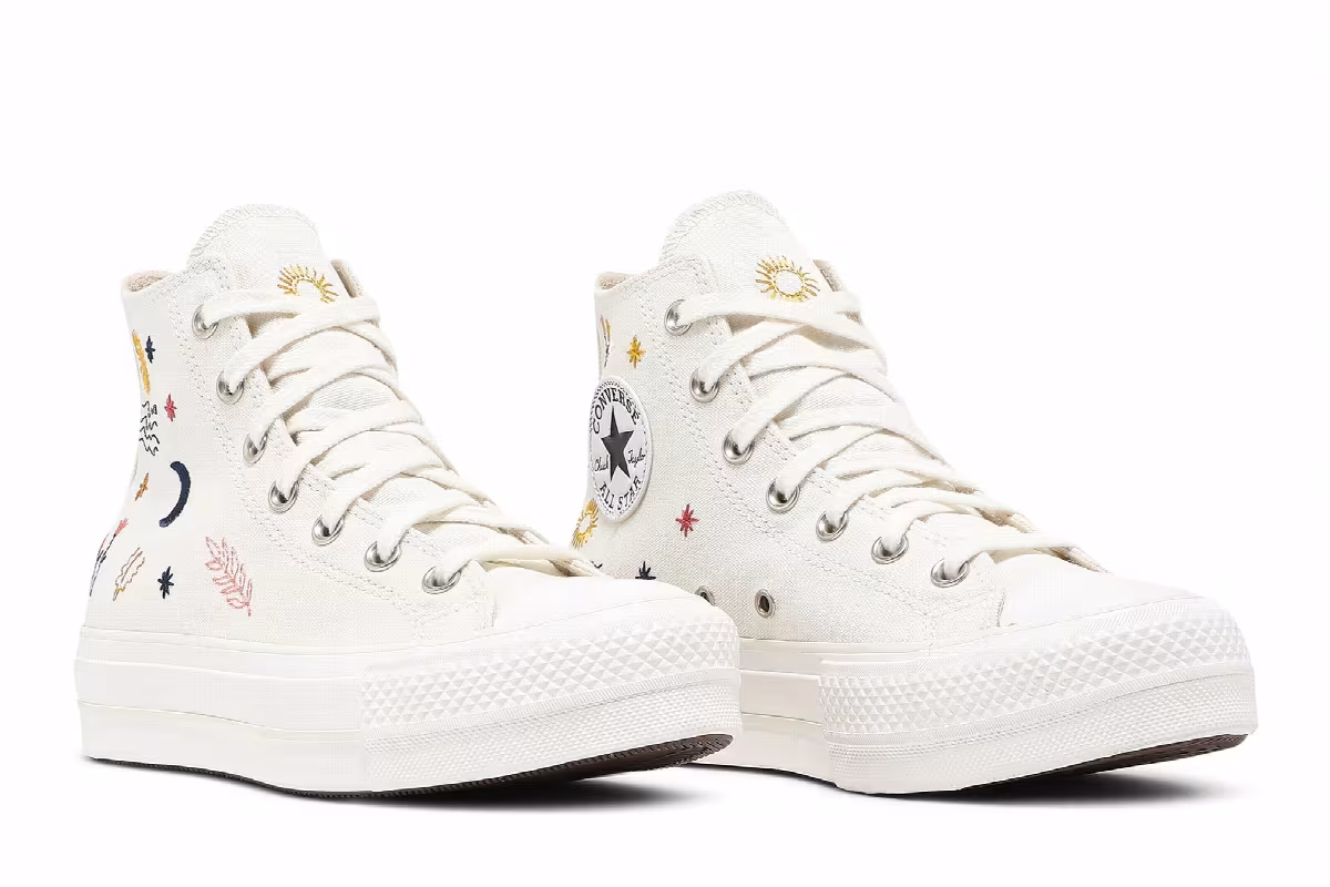 Converse Women's Chuck Taylor All Star Platform High It's Okay To Wander - Egret, view 9