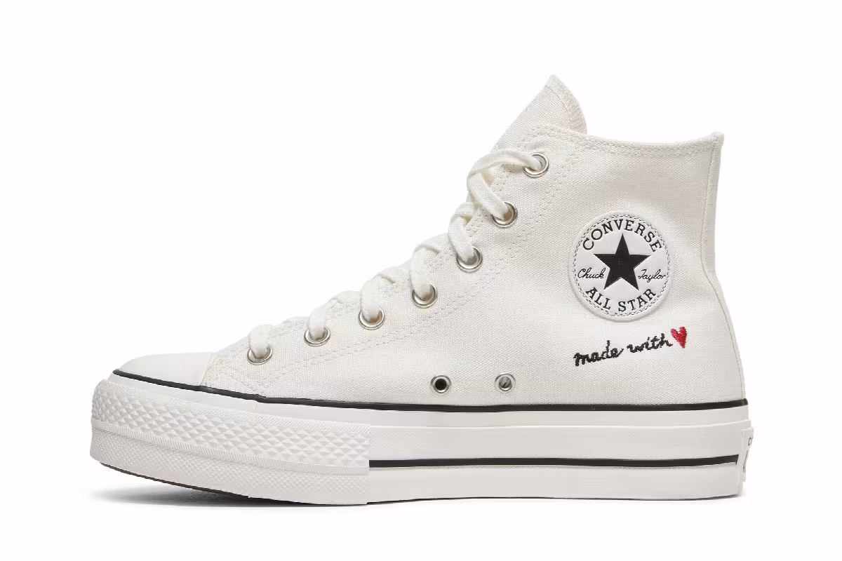 Converse Women's Chuck Taylor All Star Lift High Valentines Day - Vintage White, view 4