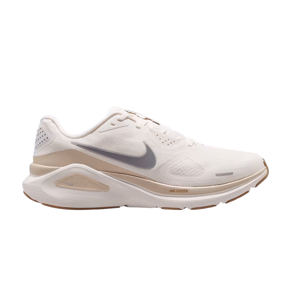 Nike Structure 26 Sail Light Khaki