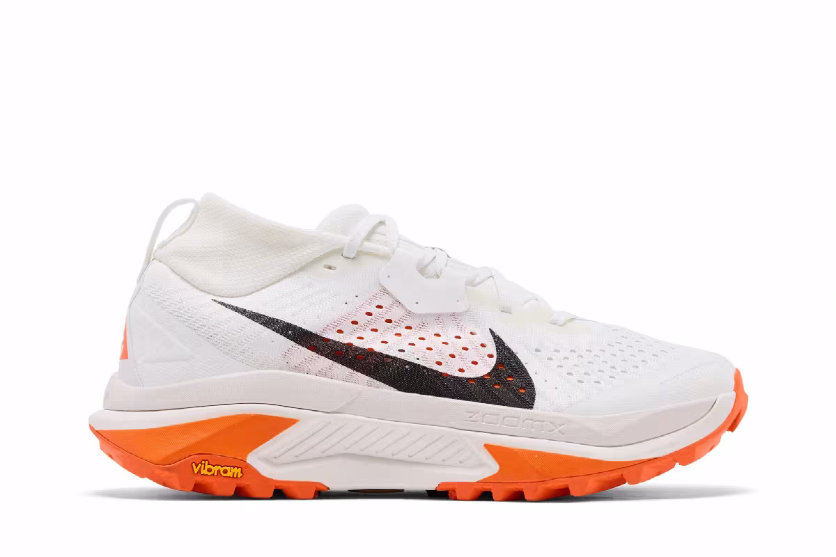 Nike ZoomX ACG Zegama Summit White Safety Orange Black, view 2