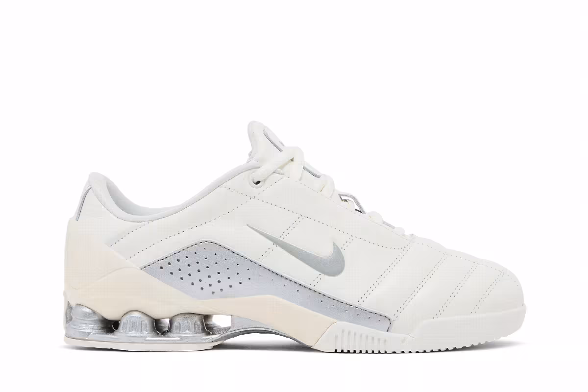 Nike Women's Total 90 Shox Magia Sail Metallic Silver, view 2