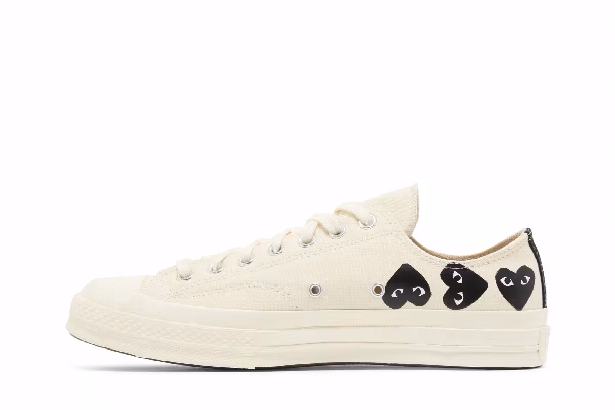 Comme des Garçons PLAY x Converse Chuck 70 Low Multi Heart - Milk Black, view 4