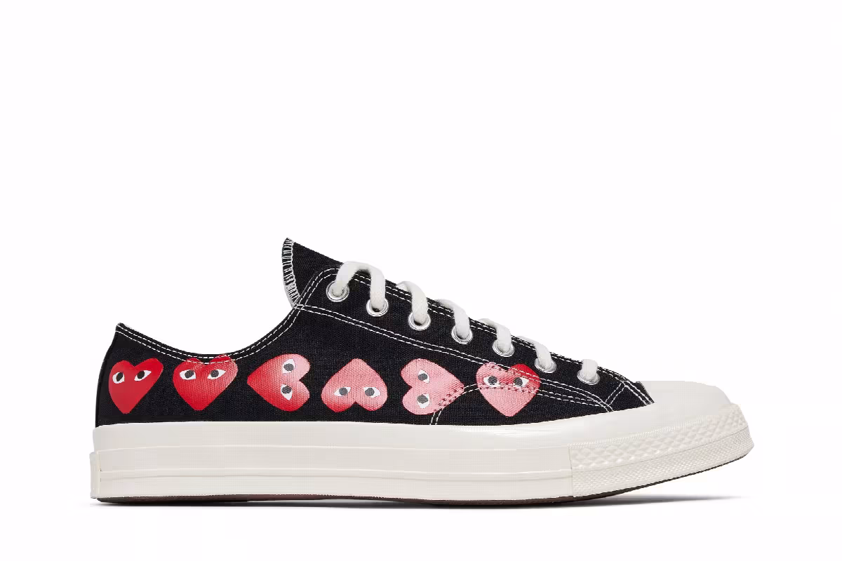 Comme des Garçons PLAY x Converse Chuck 70 Low Multi Heart - Black, view 2