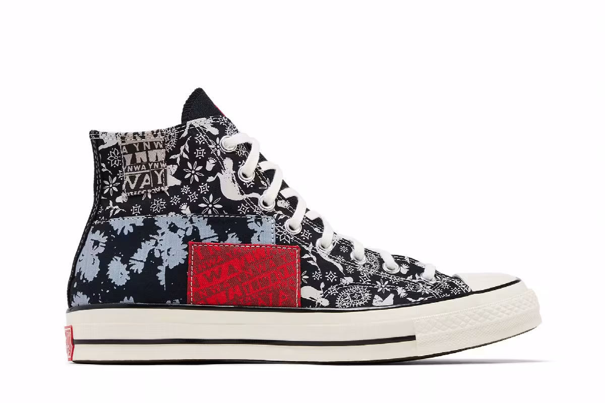 Liverpool F.C. x Converse Chuck 70 High You'll Never Walk Alone, view 2