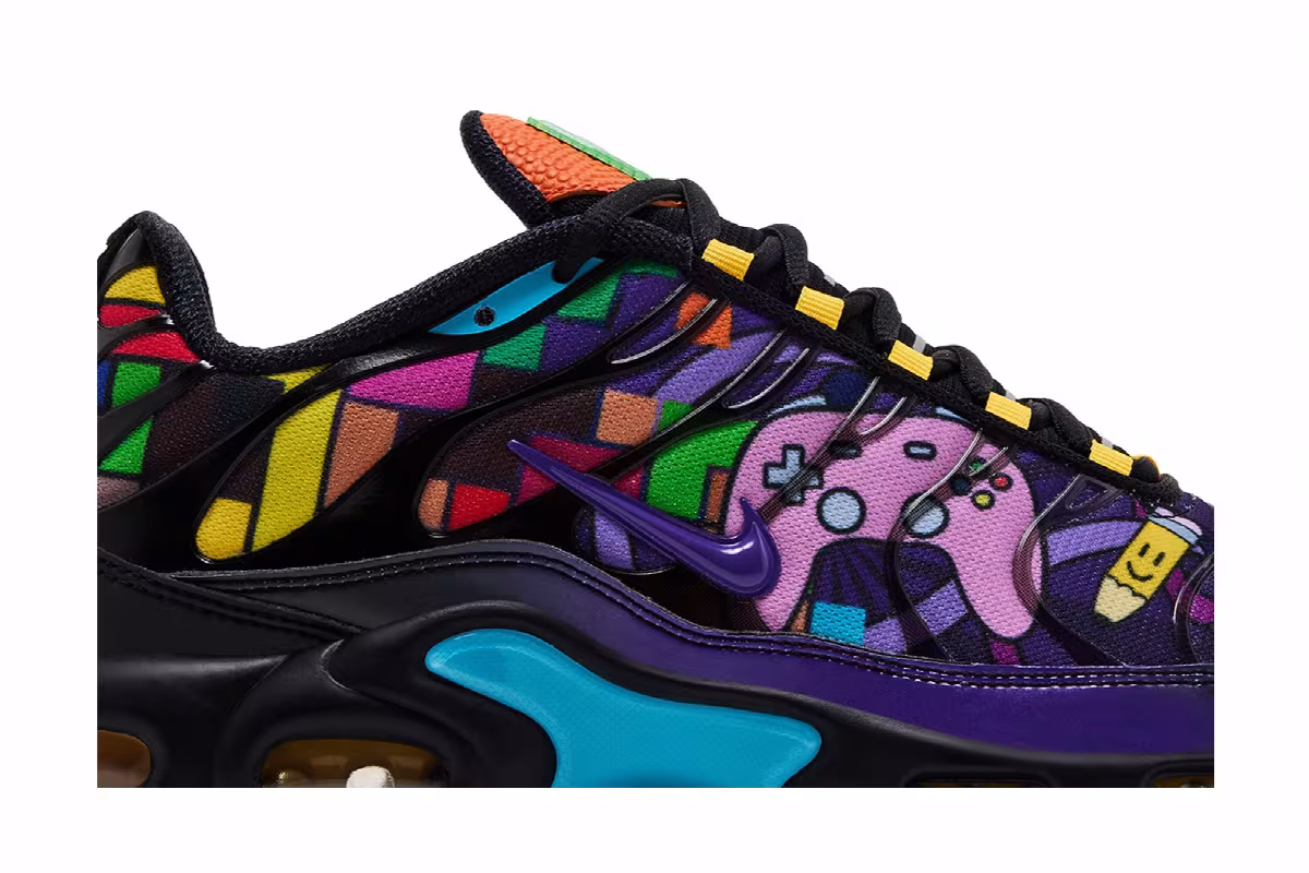 Nike Air Max Plus Doernbecher 2026, view 3